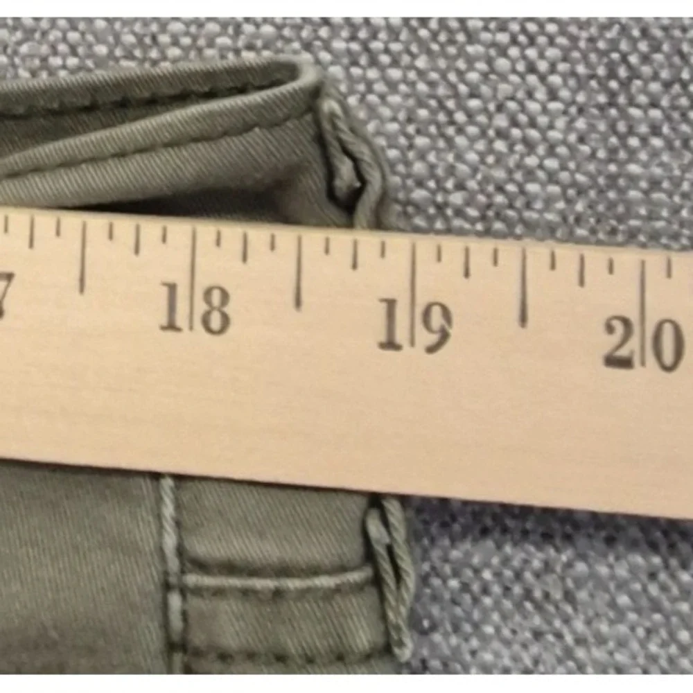 Levi's 541 Athletic Taper Men's 36x30 Olive Green Stretch Pants Chino 541-0196